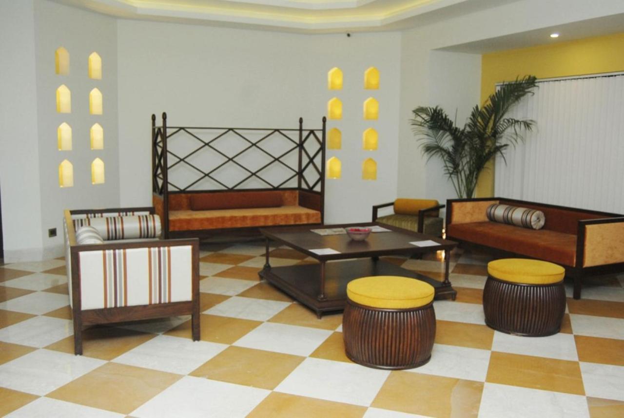 Hotel Abigail Goradia's 3*