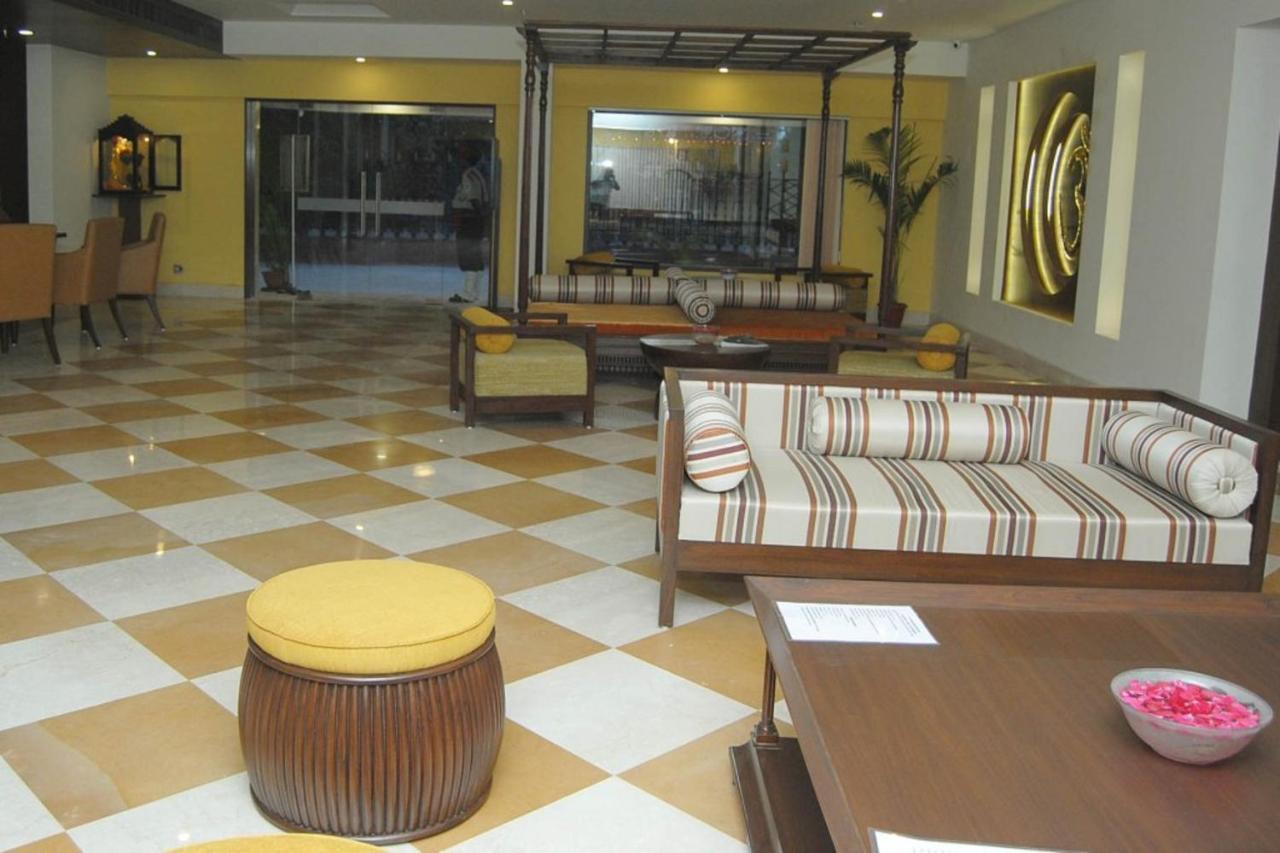 Abigail Goradia's 3* Shirdi